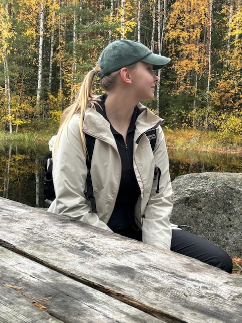 Terapeutin Veera Kortelainen ystäväkirjan kuva